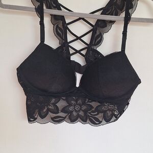 PINK Victoria's Secret Black Floral Lace Bra Size Small